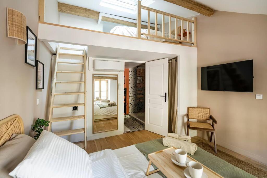 Pavillon Eden - L'ecrin - Le Marais Apartment
